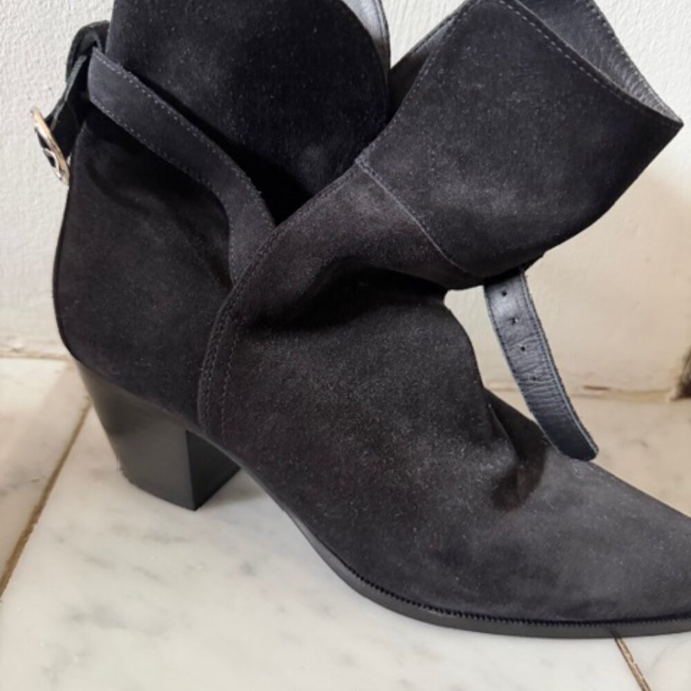 Celine Suede Boots - Picture 4 of 6